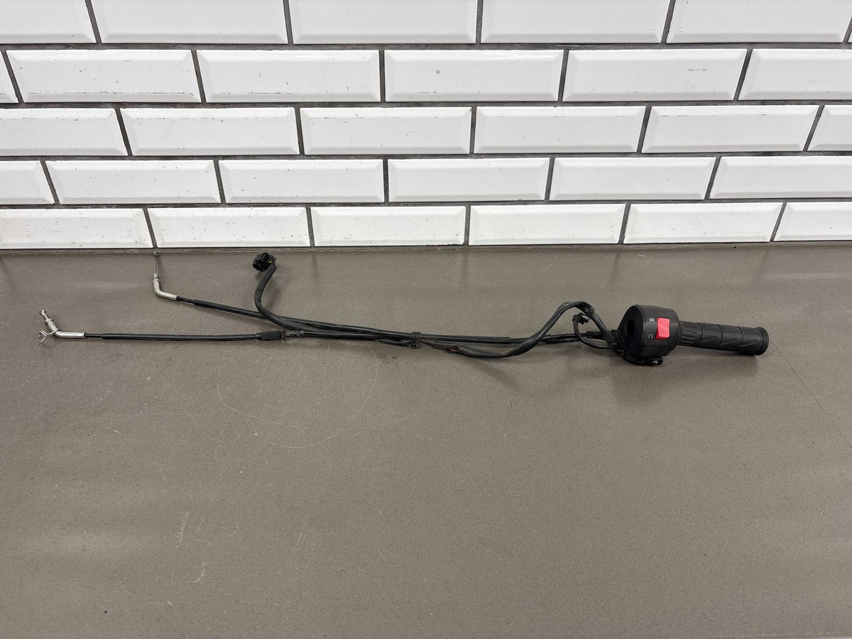 20-25 Kawasaki Ninja 650 EX650 Right Switch Throttle & Cables 46091-0488