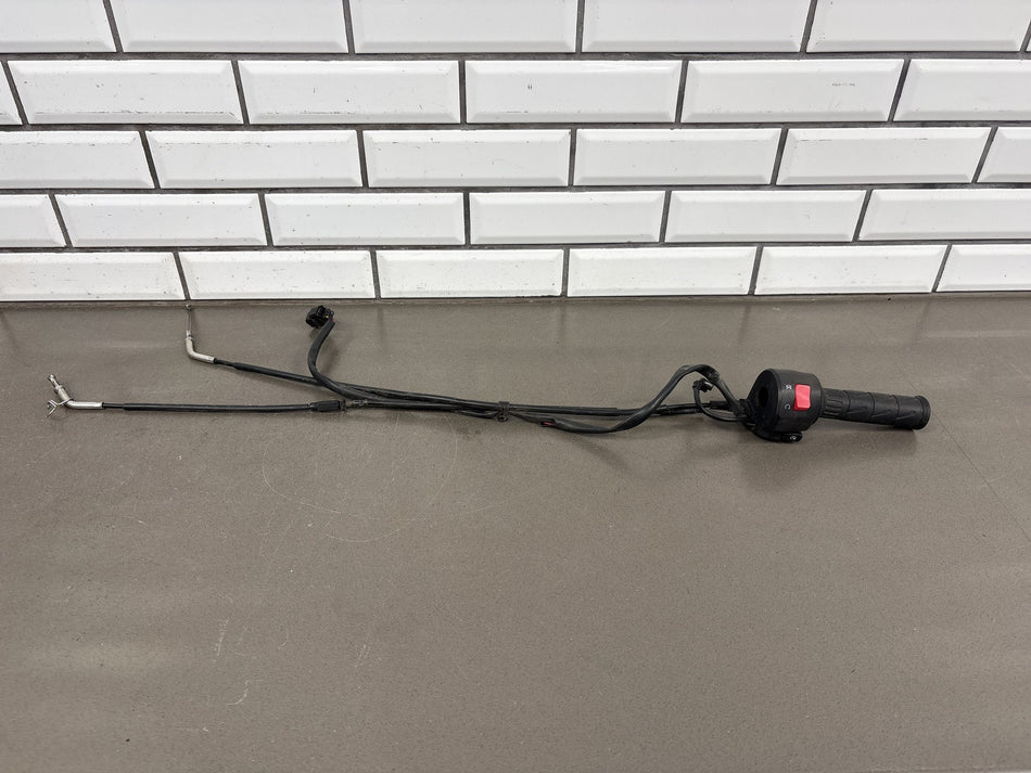 20-25 Kawasaki Ninja 650 EX650 Right Switch Throttle & Cables 46091-0488