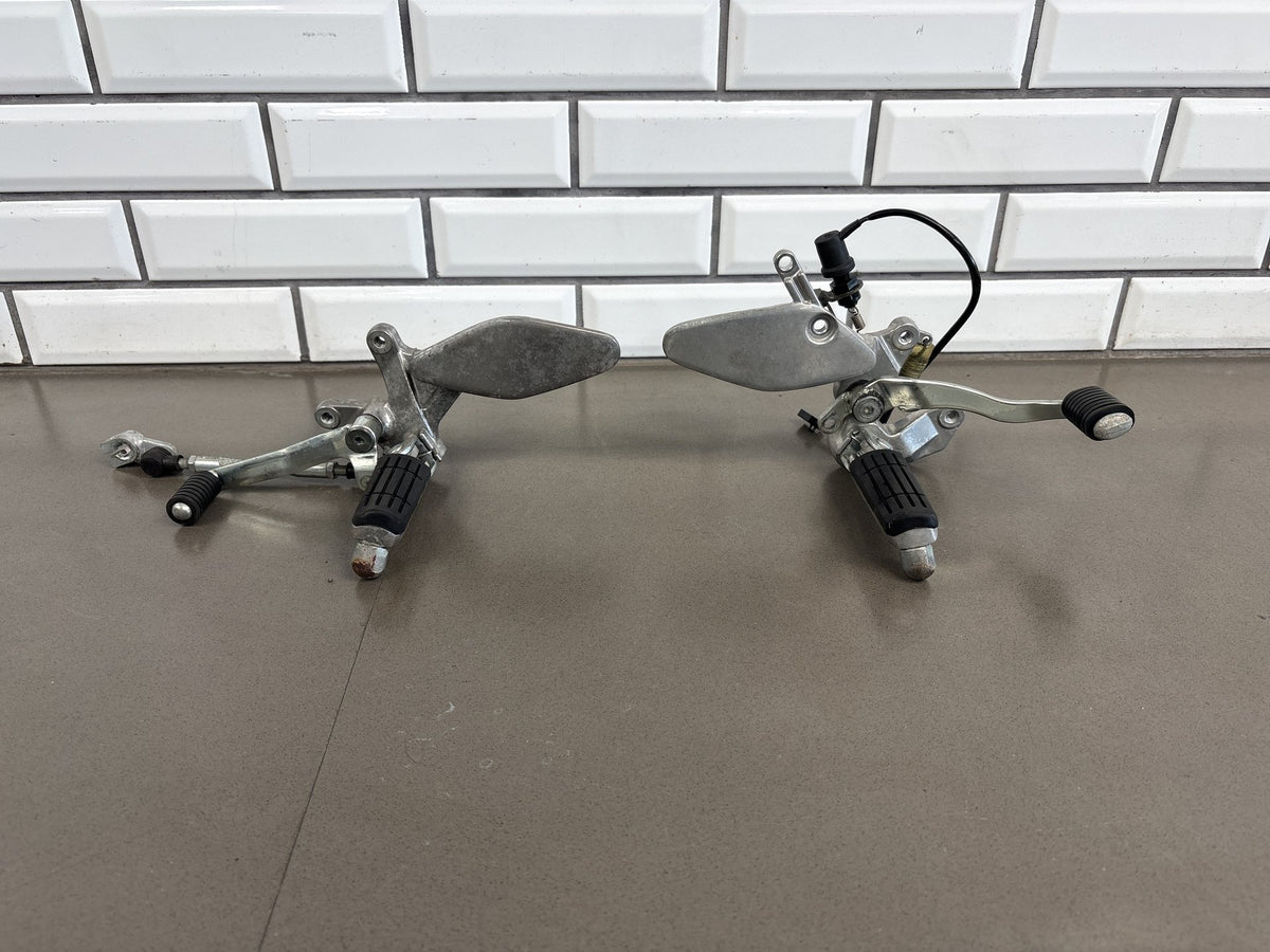 1999-2007 Yamaha YZF600R Pair Left Right Rearsets Shift Lever Brake Pedal OEM