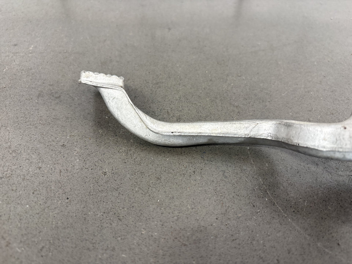 1990-2001 Kawasaki Ninja ZX-11 ZX1100C ZX1100D Rear Brake Pedal OEM 43001-1292