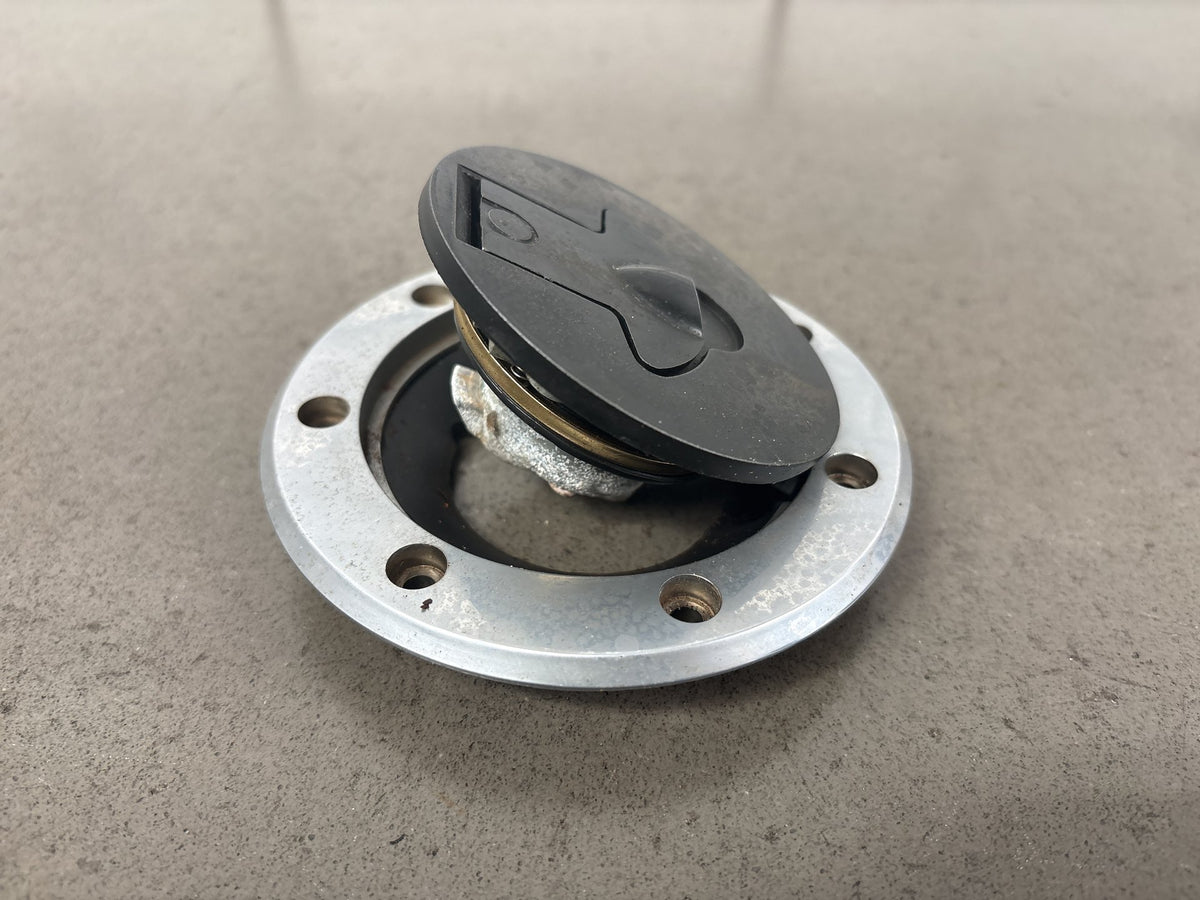 1990-1993 Kawasaki ZX-11 ZX1100C Lockset Ignition Switch Gas Cap Seat Lock Key