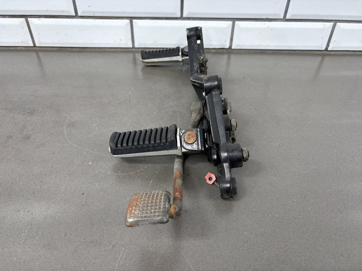 1983 Kawasaki GPZ750 ZX750A Right Rearset Foot Pegs Brake Pedal OEM