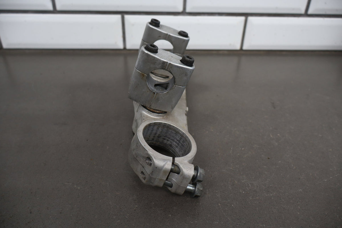 1990-1993 Kawasaki KX250 Upper Triple Tree 44039-1225