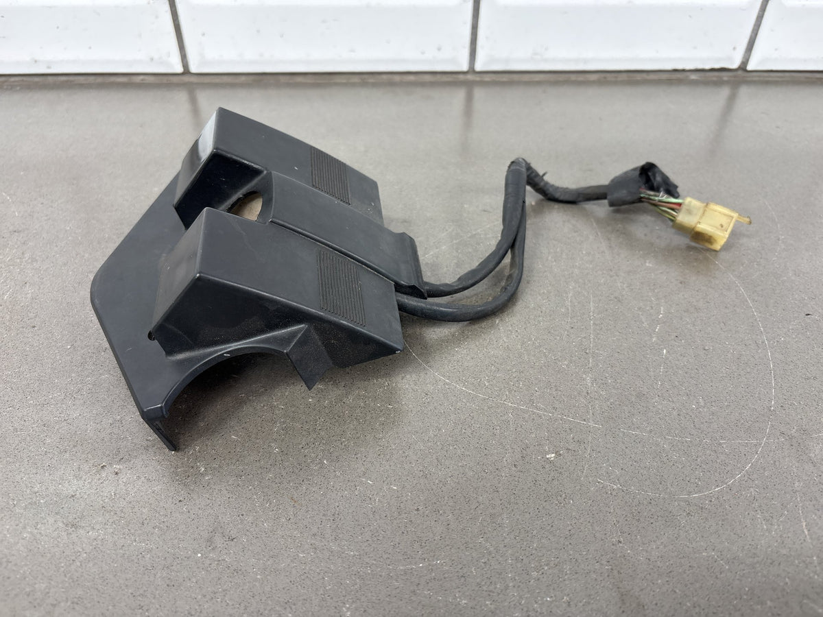 1983 Kawasaki GPZ750 ZX750A Indicator Light Panel Dash Housing OEM
