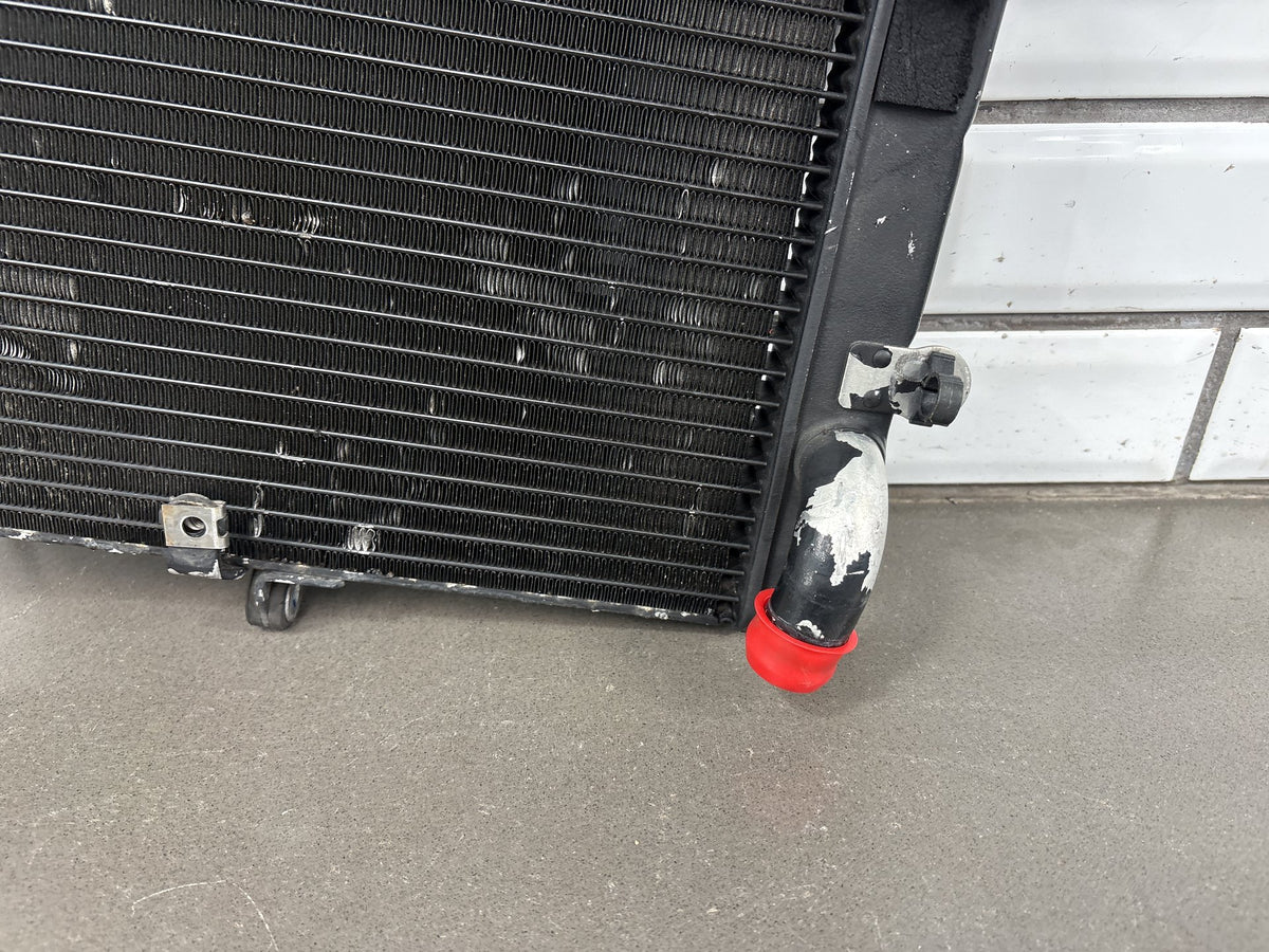 1999-2002 Yamaha YZF-R6 YZFR6 5EB Aluminum Radiator Cooling Core OEM