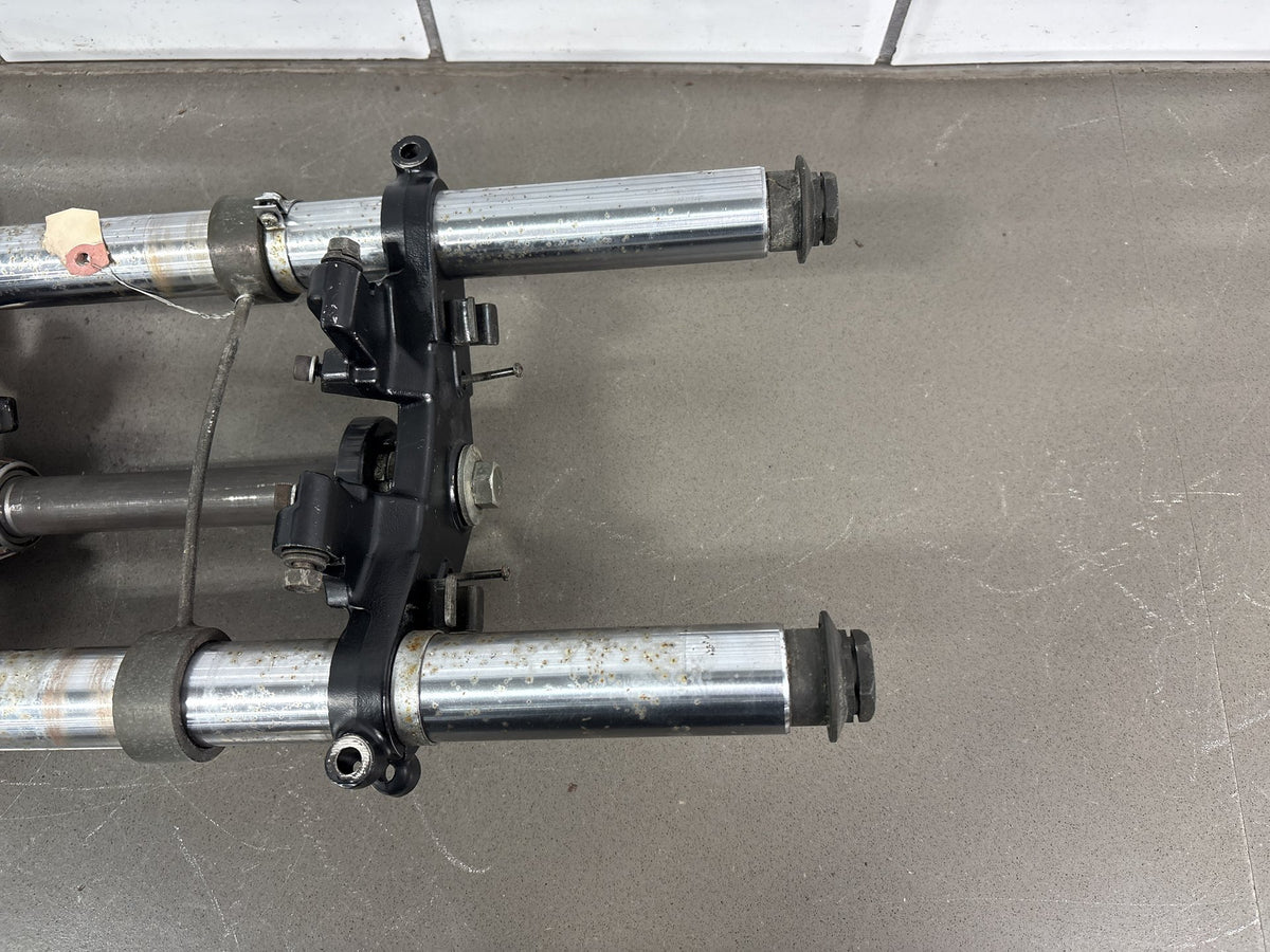 1982-1985 Kawasaki GPZ750 Front End Complete Forks Triple Trees OEM Straight