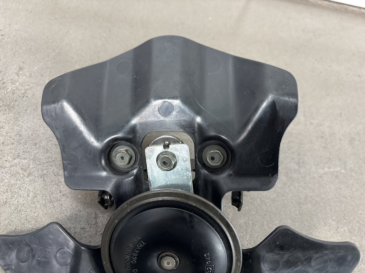 1999-2007 Yamaha YZF600R Horn OEM 4TH-83371-00-00