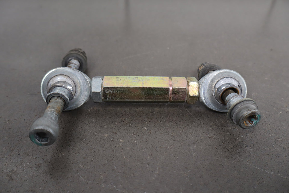 1999-2004 Triumph Sprint Rear Shock Lowering Linkage Aftermarket Sprint 955 OEM
