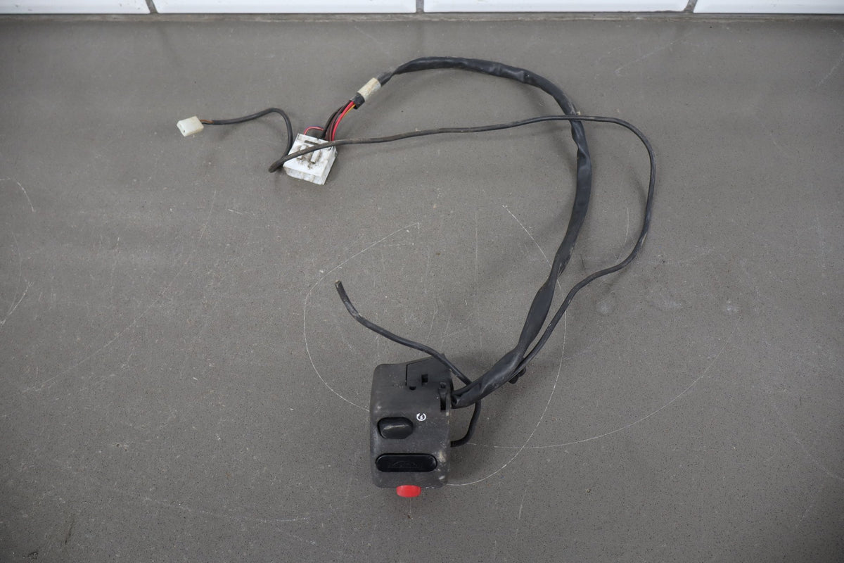 2000 Triumph Tiger 900 T709 Right Handlebar Switch OEM