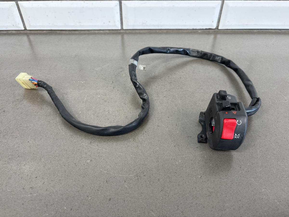 2010-2014 Kawasaki Concours 14 ZG1400 Right Handlebar Control Switch 46091-0189