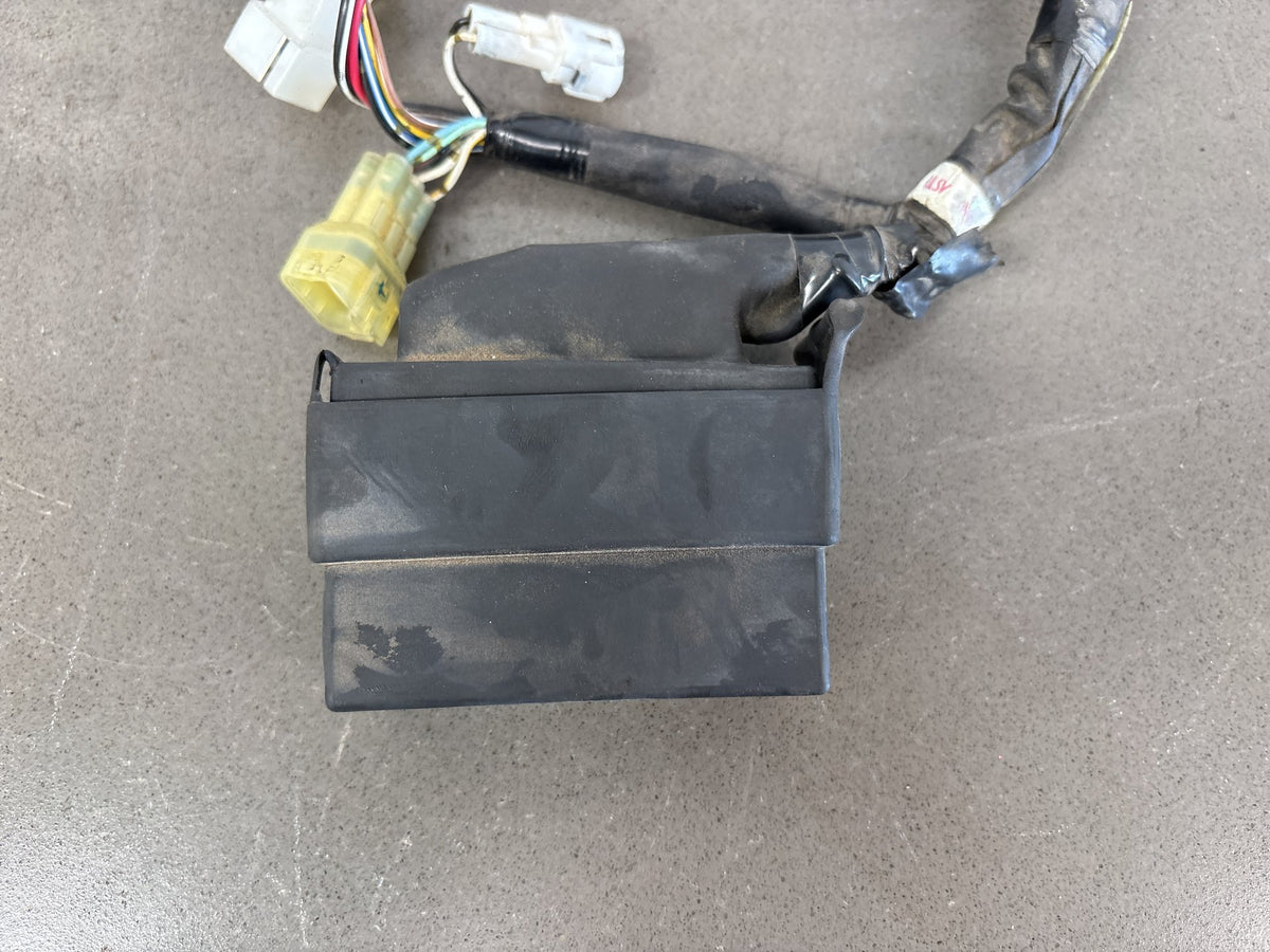 2006-2007 Yamaha FJR1300A ABS Control Unit Module Black OEM 3P6-85940-00-00