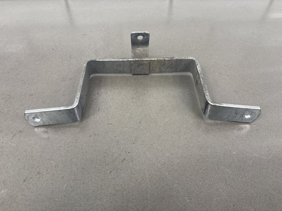 1985-2008 Harley Touring FLHR FLHT Right Saddlebag Support Bracket OEM 90720-79C
