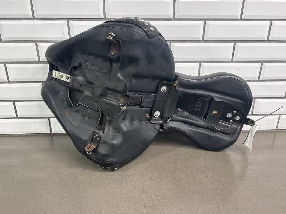 00-06 Harley Heritage Softail Classic FLSTC FLSTCI Passenger Rider Driver Seat