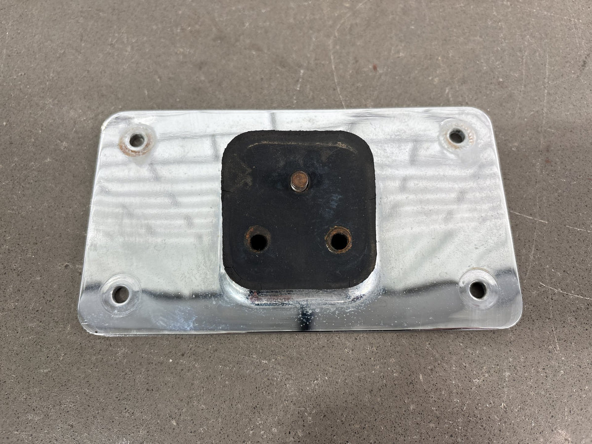 00-06 Heritage Softail 06-17 Dyna Harley License Plate Bracket 59984-73