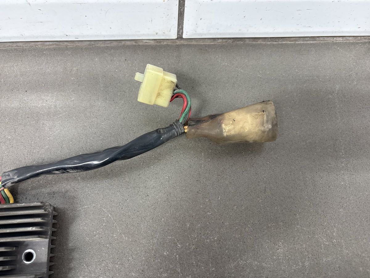 2002 Honda Interceptor 800 VFR800 Regulator Rectifier Corroded Connector OEM