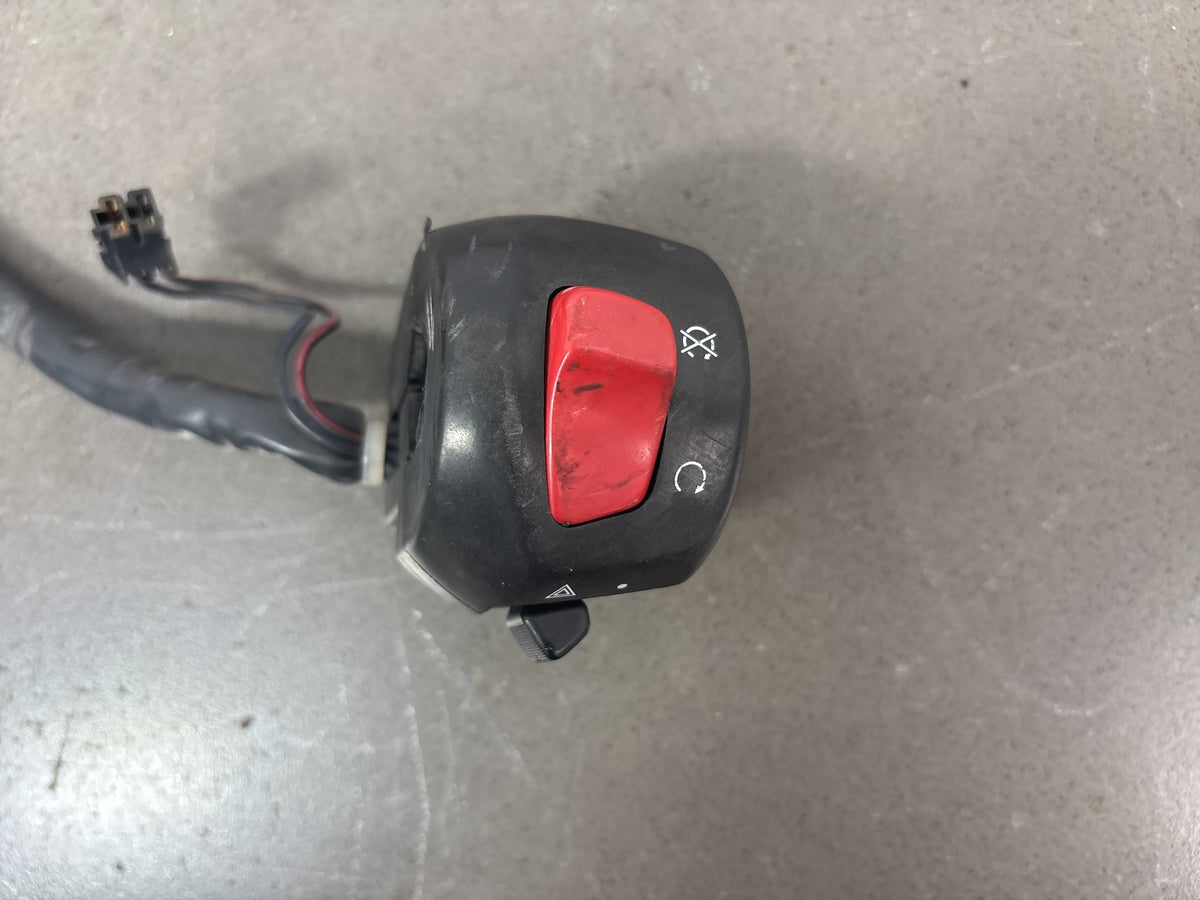 03-09 Suzuki SV650 Right Handlebar Switch Housing OEM 37200-17G10 37200-17G50