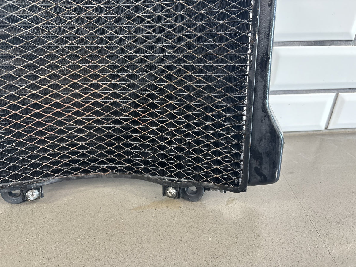 1990-1993 Kawasaki Ninja ZX-11 ZX1100C Radiator OEM 39060-1094