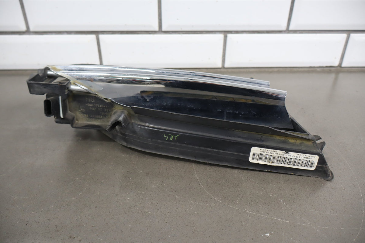 12-15 Model S MS Front Right Bumper Active Louvre Shutter Grille 1007269-00-E