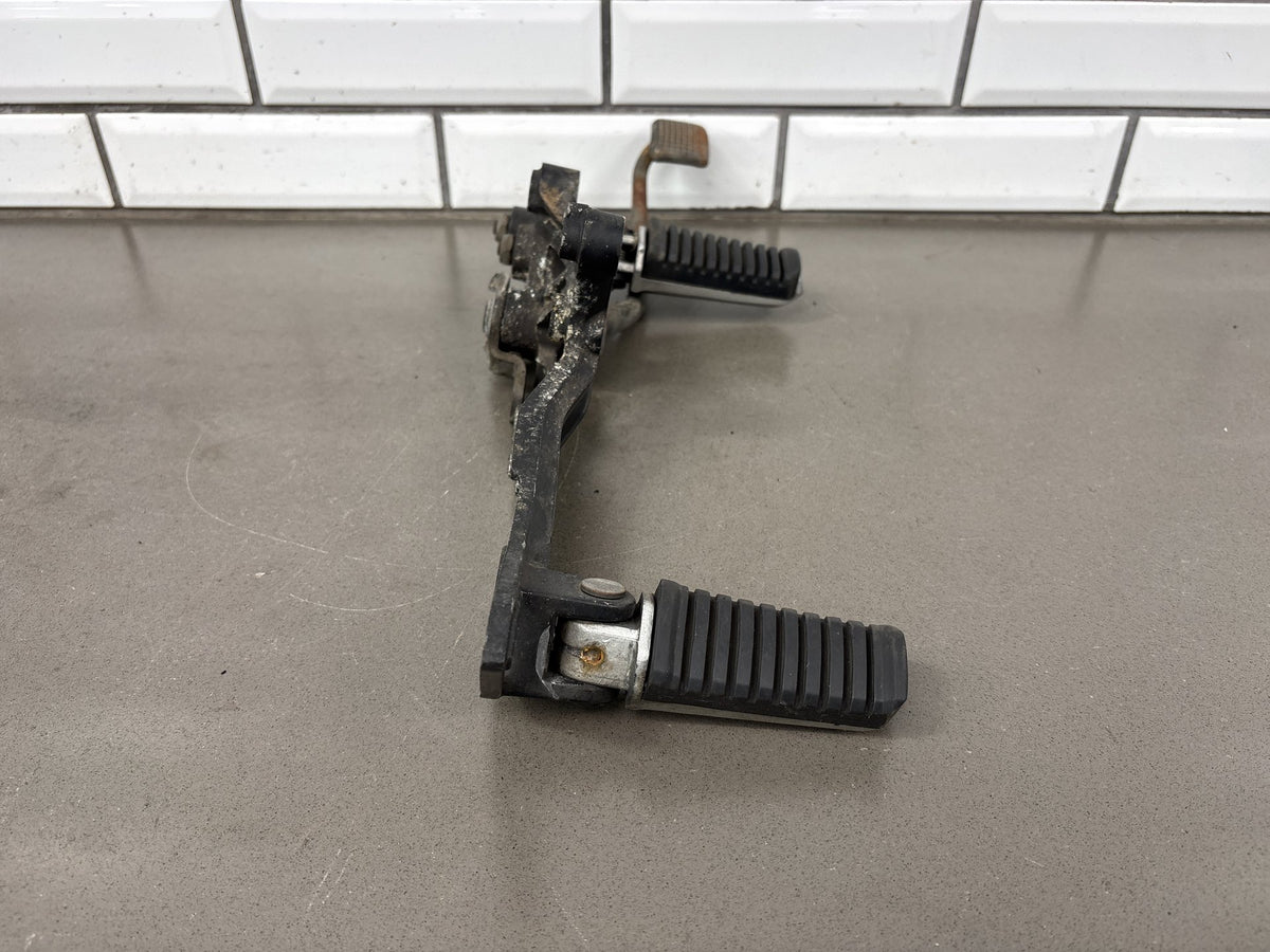 1983 Kawasaki GPZ750 ZX750A Right Rearset Foot Pegs Brake Pedal OEM