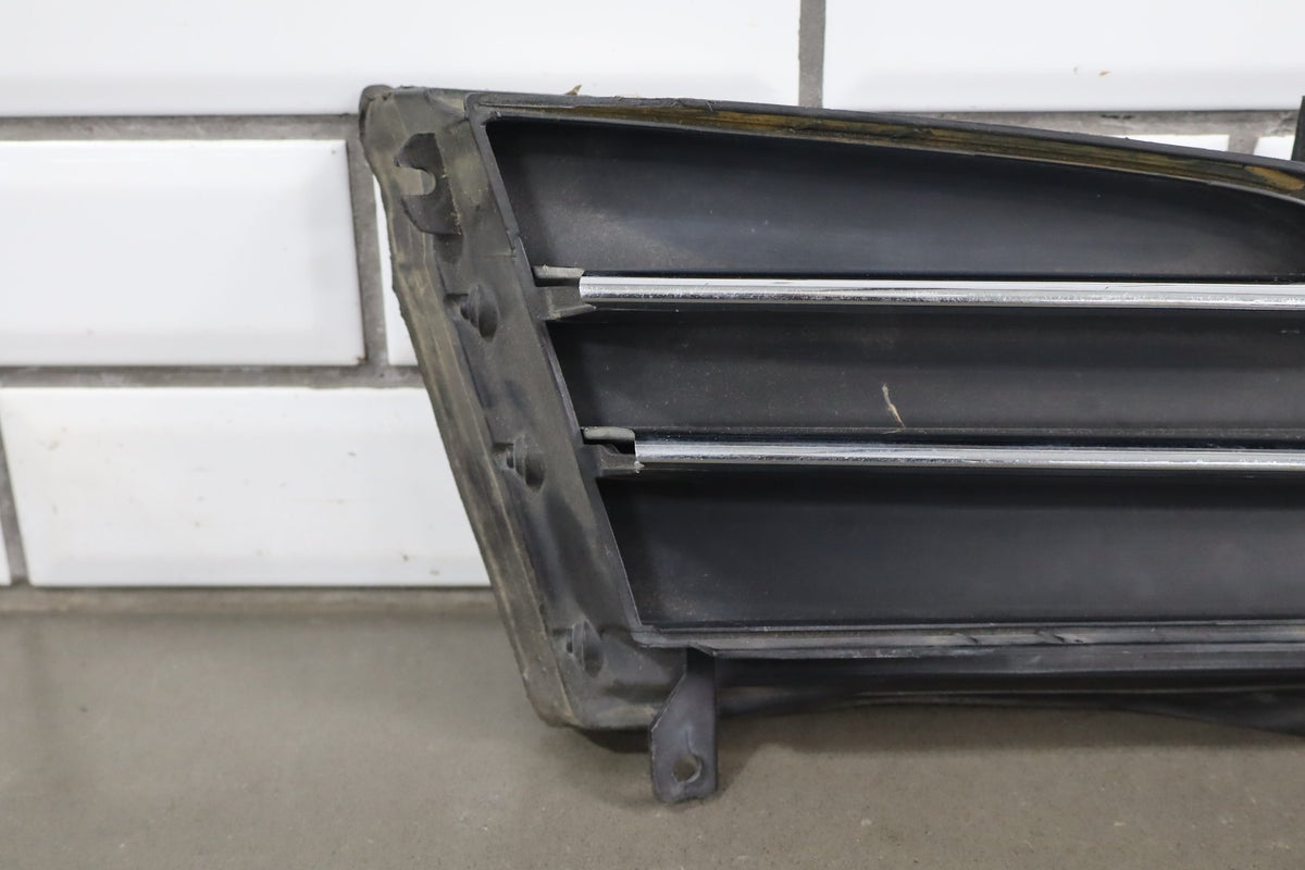 12-15 Model S MS Front Right Bumper Active Louvre Shutter Grille 1007269-00-E