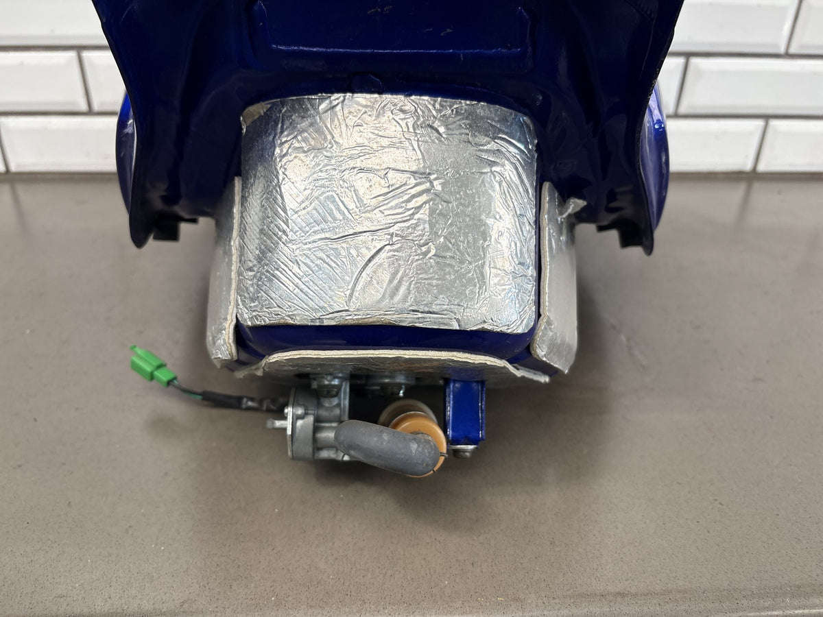 1999-2007 Yamaha YZF600R Fuel Gas Tank Blue Petcock Fuel Filter Scuffed OEM