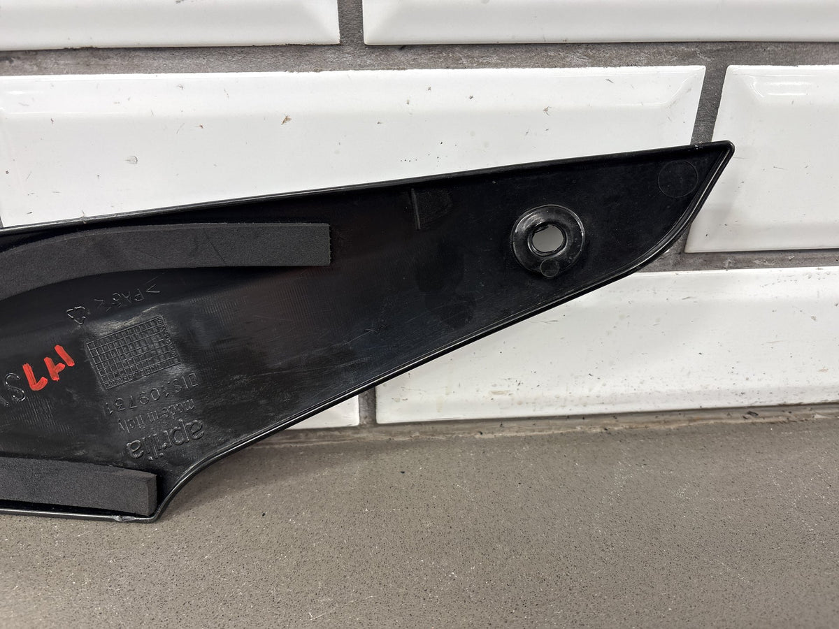 2009 Aprilia RSV 1000 R RSV1000R Left Tank Side Fairing Cover Black OEM