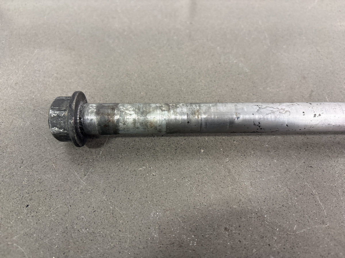 00-06 Harley Heritage Softail Classic FLSTC FLSTCI Rear Axle OEM 41110-79A