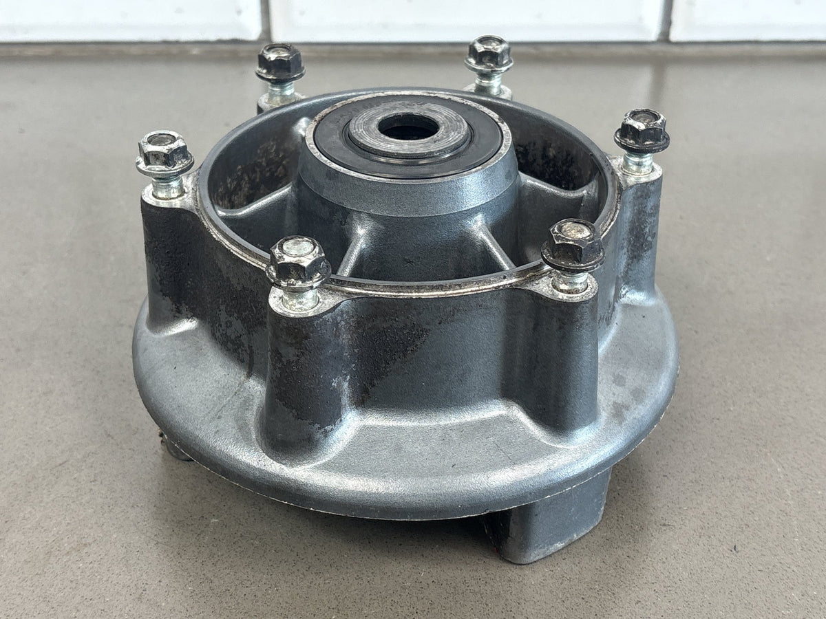 1990-1993 Kawasaki ZX-11 ZX1100C Rear Sprocket Carrier Coupling OEM 42033-1133