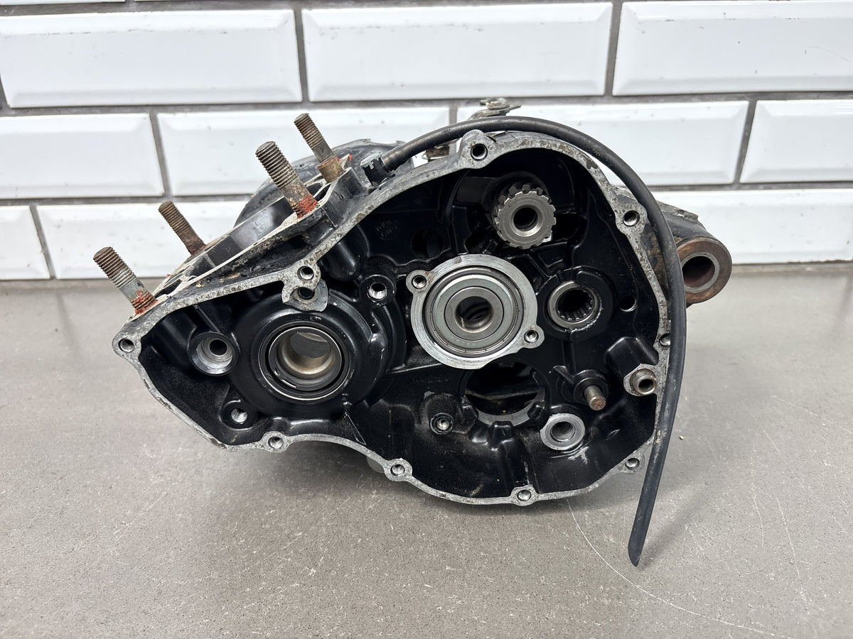 1981 Yamaha YZ125 Engine Crankcases Center Cases OEM