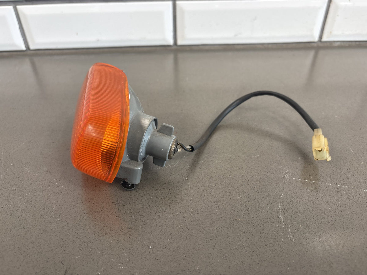 1990-1993 Kawasaki ZX-11 ZX1100C Rear Turn Signal Pair LH RH OEM 23040-1210