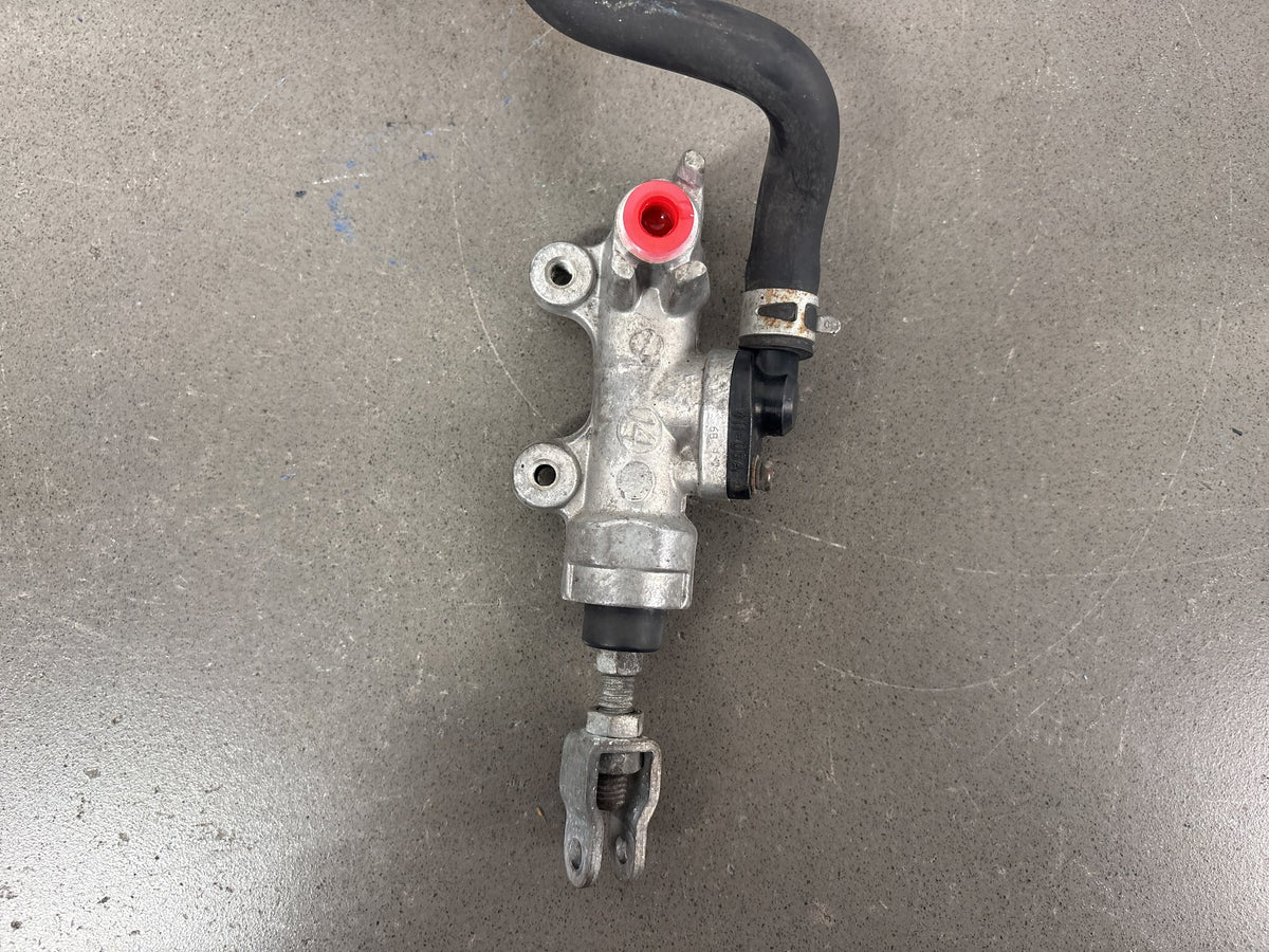 2006 Suzuki SV650 Rear Brake Master Cylinder Reservoir (Silver) OEM 69600-16G00