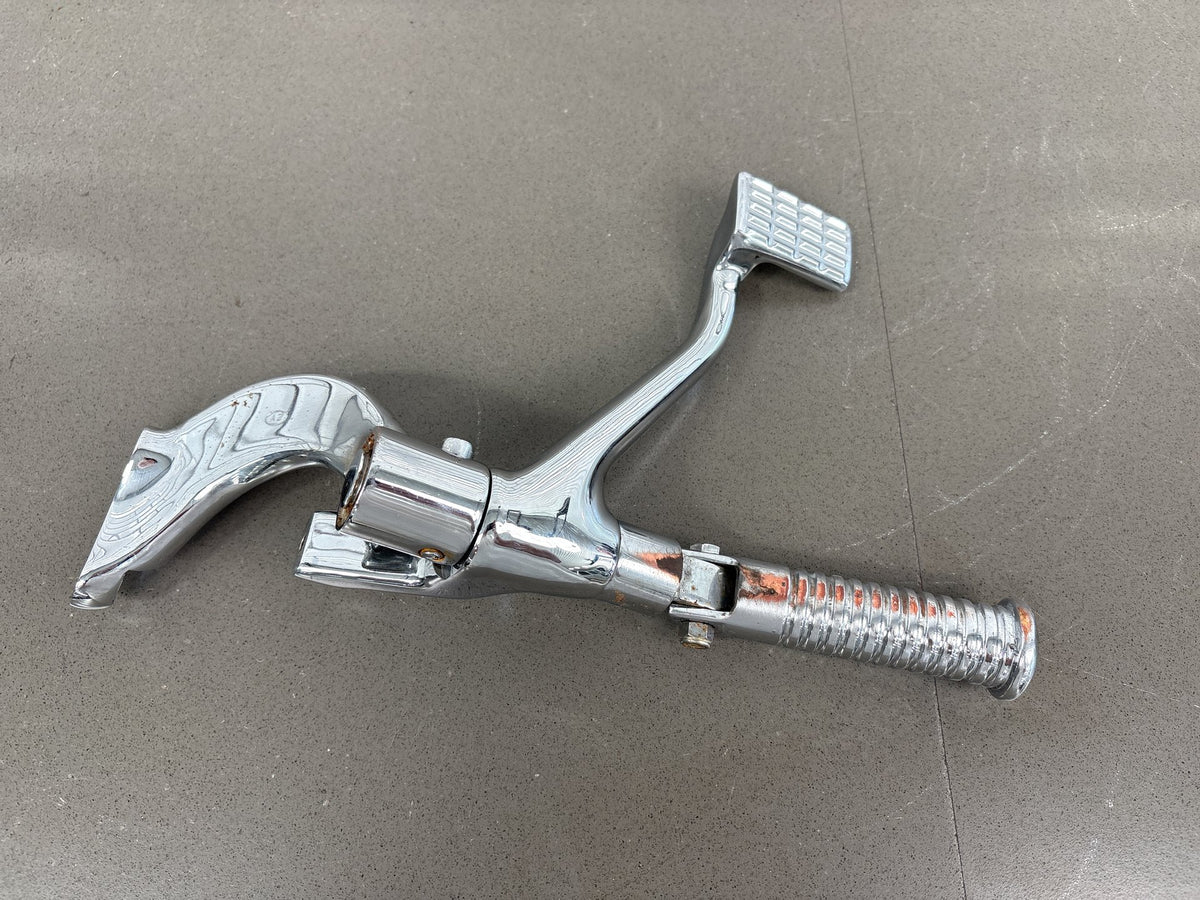 04-13 Harley Davidson Sportster XL 1200 883 Foot Peg Forward Controls Left/Right