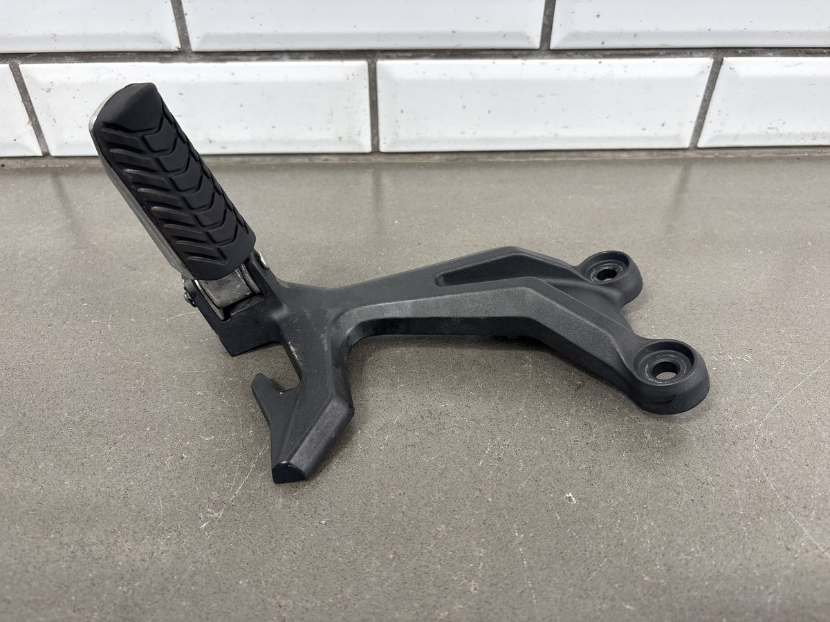 17-25 Kawasaki Ninja 650 EX650 Left Rear Passenger Footpeg & Bracket 35063-1350