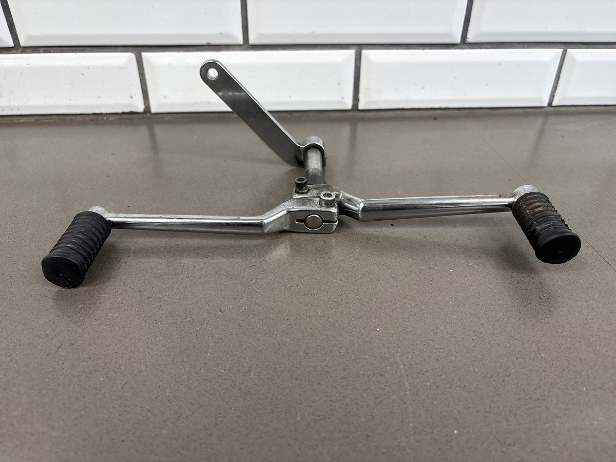 1999-2006 Harley Road King FLHR FLHRI FLHRCI FLHRS Shift Lever OEM 33895-82D