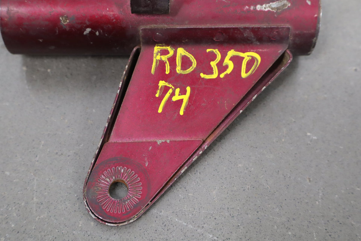 1973 Yamaha RD350 Fork Upper Cover 360-23131-50-a2
