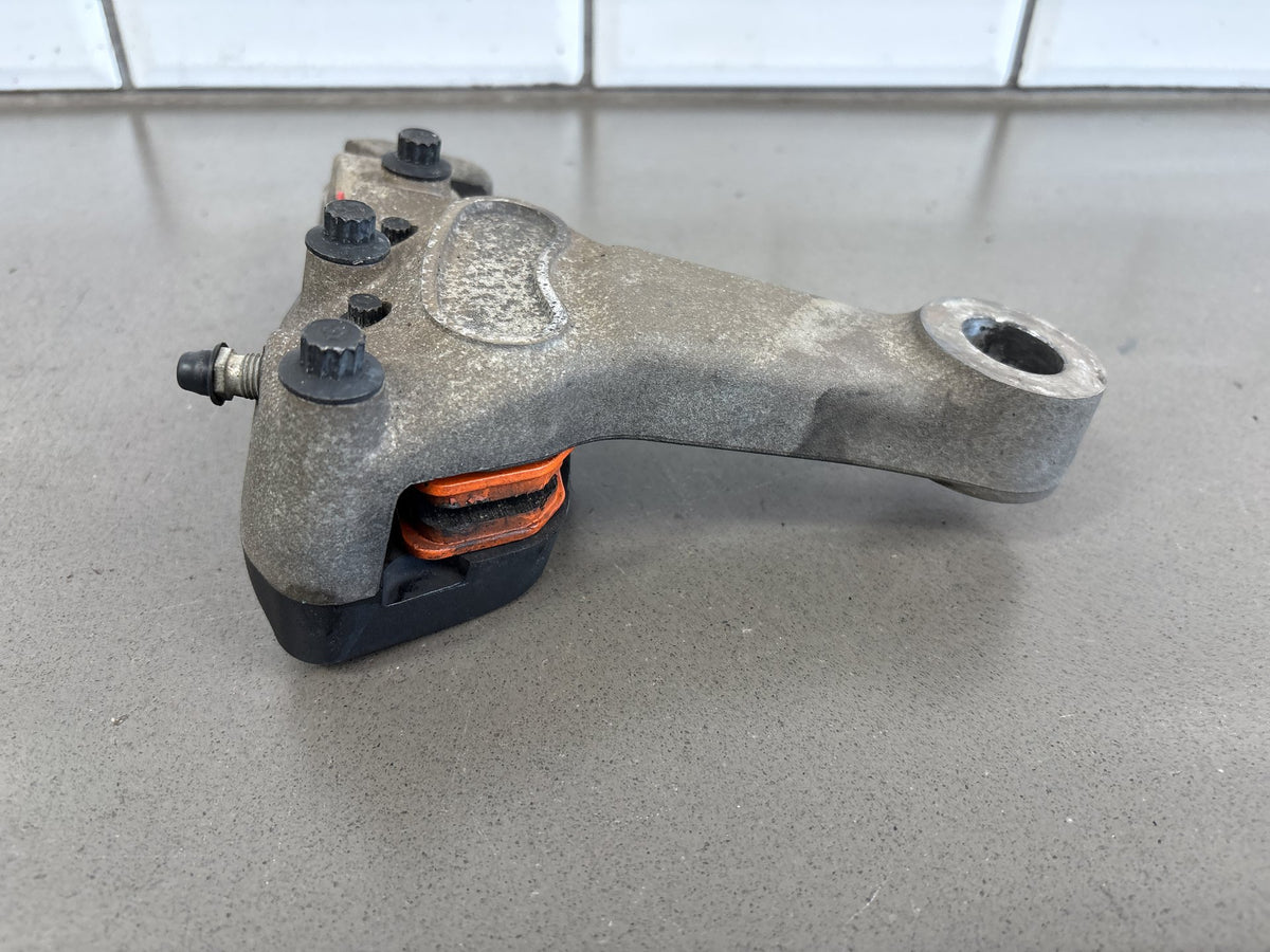 2002-2006 Harley Road King FLHRCI Rear Brake Caliper OEM 44080-02C