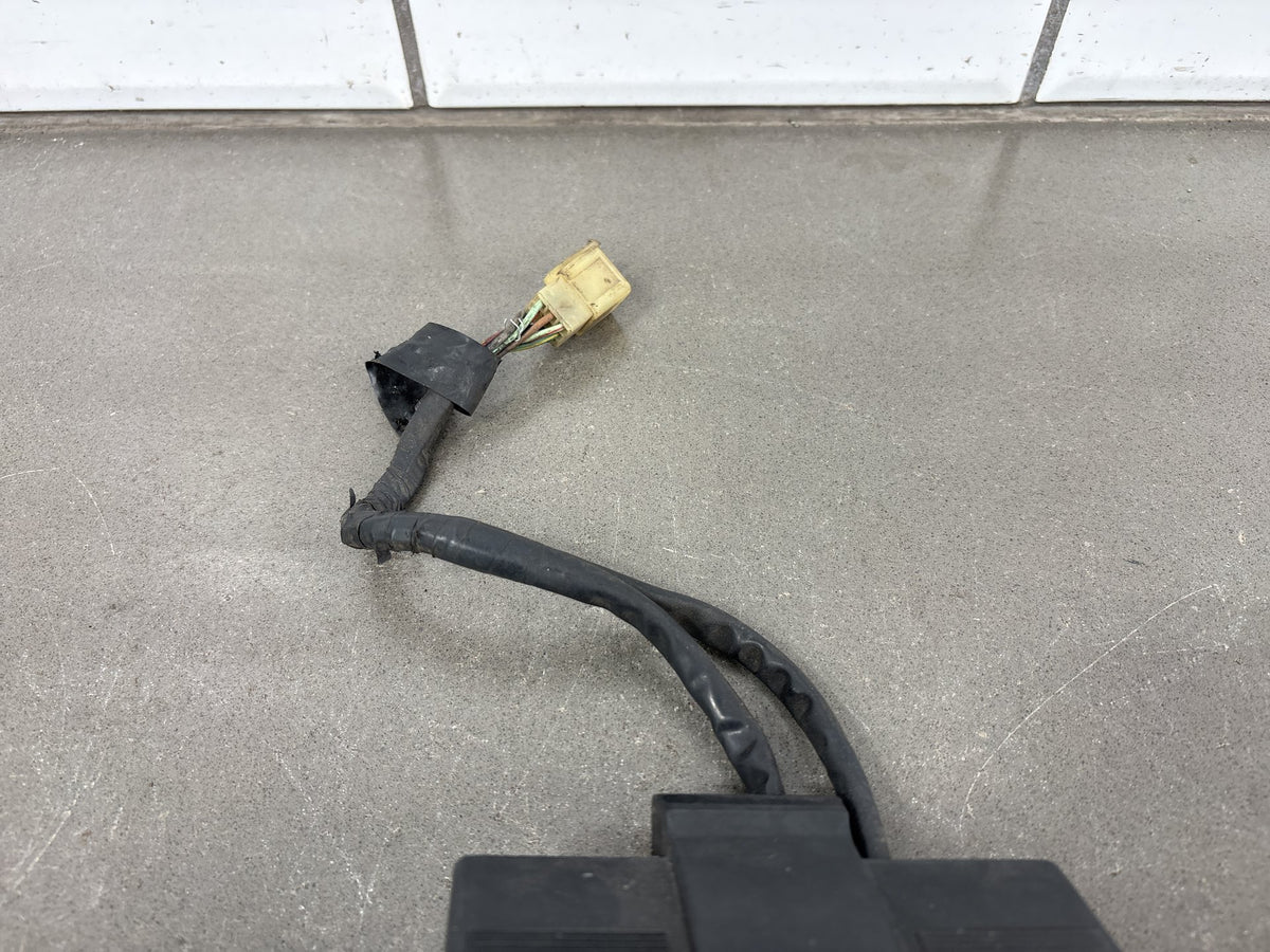 1983 Kawasaki GPZ750 ZX750A Indicator Light Panel Dash Housing OEM