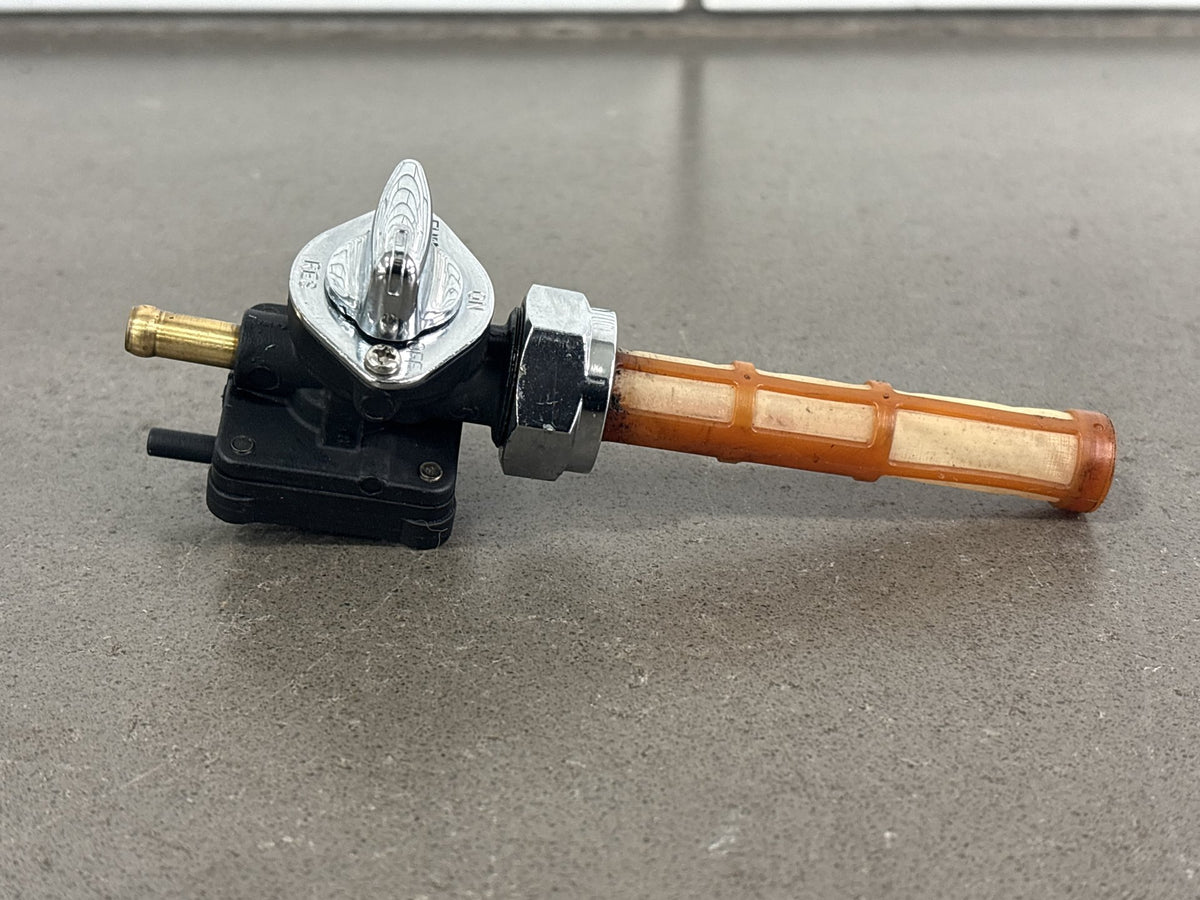 2002-2006 Harley Sportster XL883 XL1200 Fuel Valve Petcock OEM 62169-02A