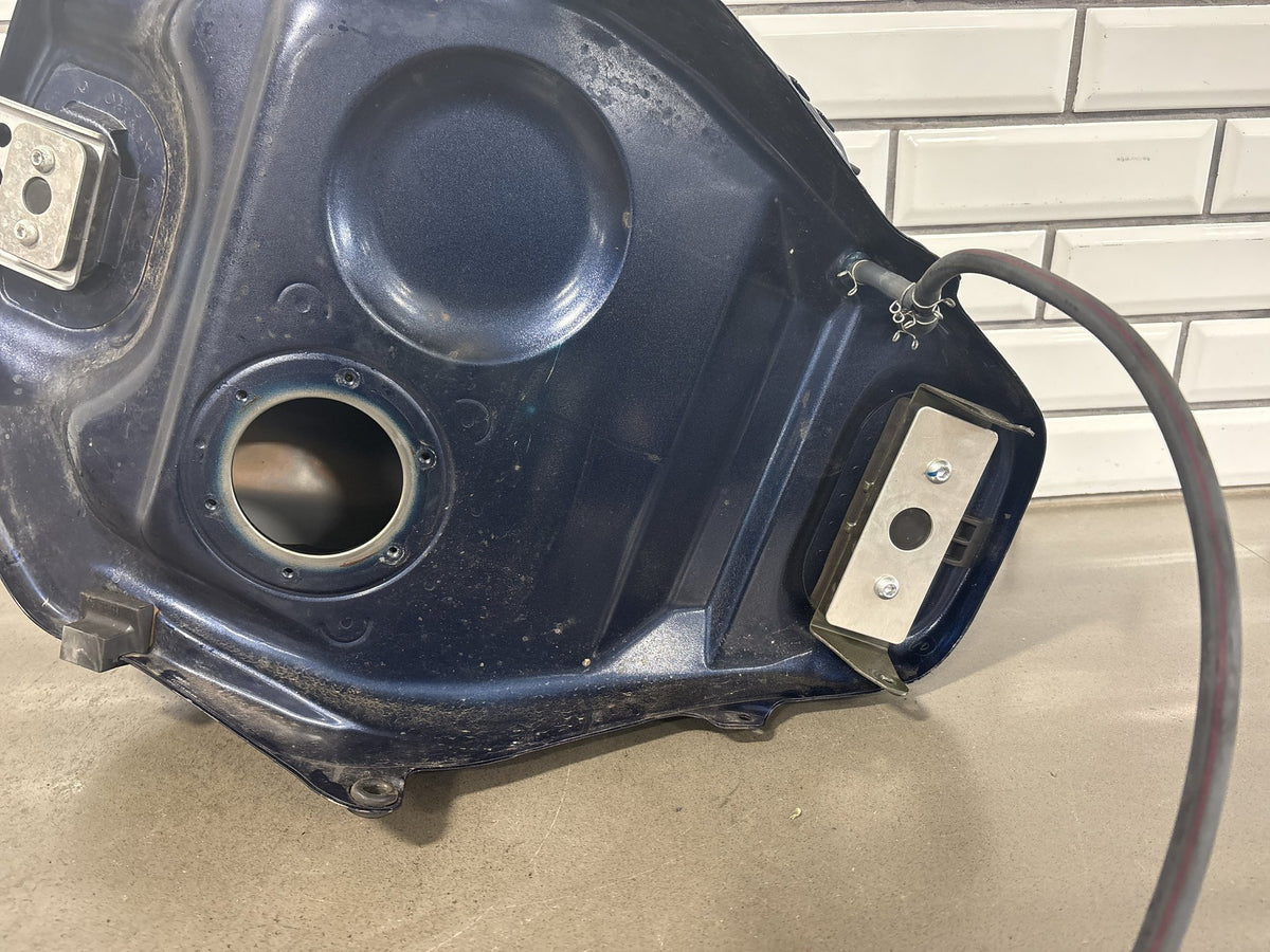 2006 Yamaha FJR1300 Fuel Gas Tank Cobalt Blue With Emblems OEM 3P6-Y2410-00-01