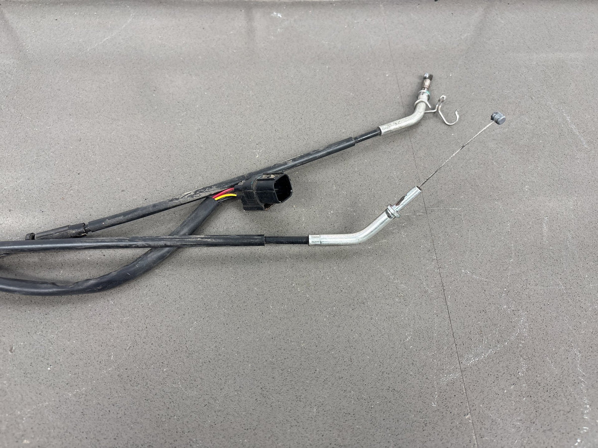 20-25 Kawasaki Ninja 650 EX650 Right Switch Throttle & Cables 46091-0488