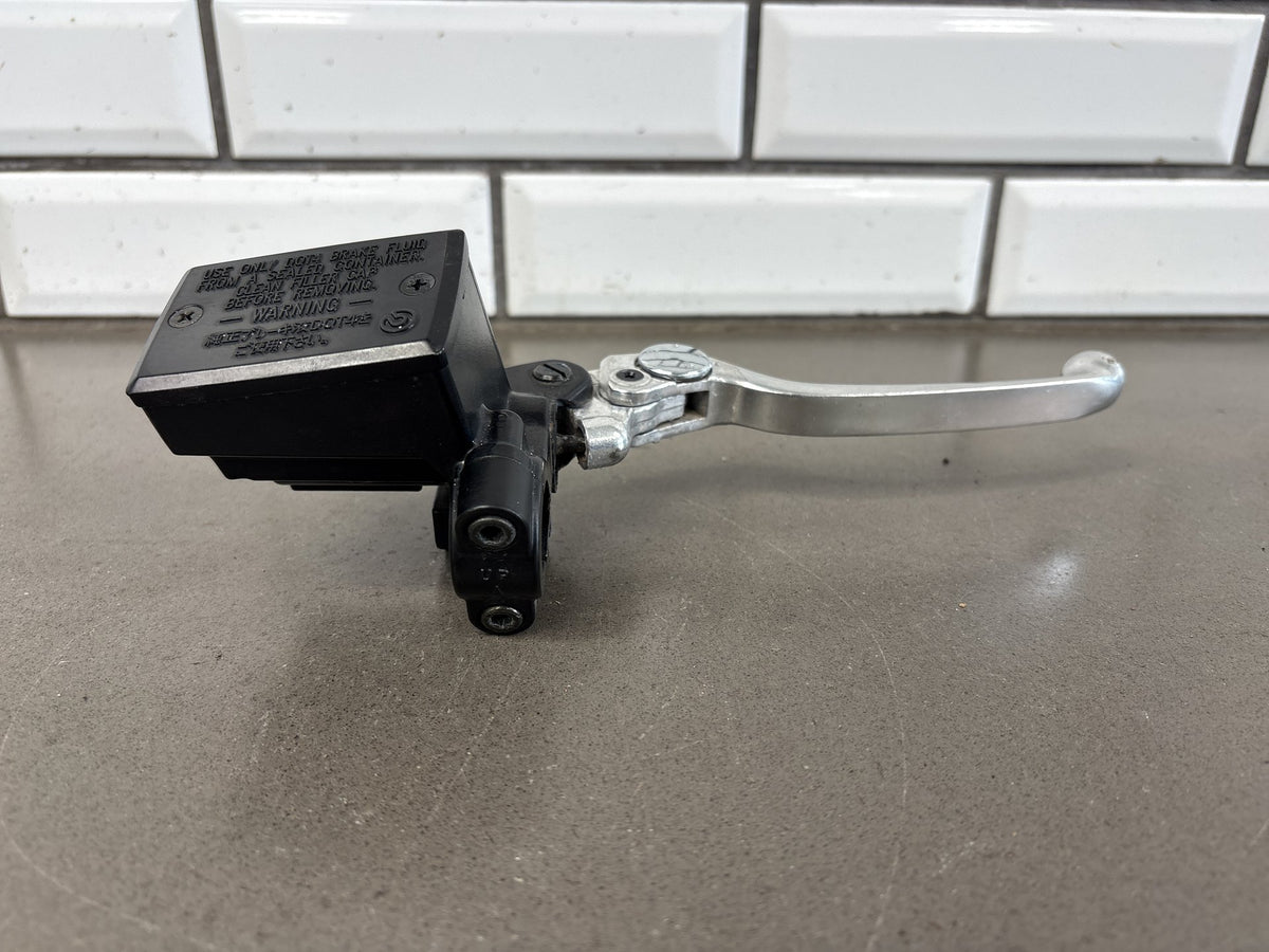 2006-2011 Yamaha FJR1300 Front Brake Master Cylinder Lever OEM 3P6-W2587-10-00