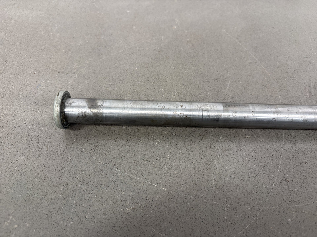 1990-1993 Kawasaki Ninja ZX-11 ZX1100C Rear Axle OEM 41068-1312