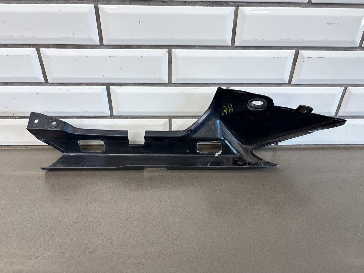 2006-2013 Yamaha FJR1300 Right Tail Side Cover Blue Cracked OEM 3P6-2472K