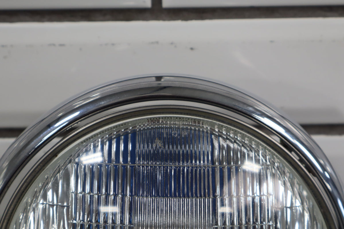 2001-04 Suzuki VL800 Volusia Headlight OEM 35100-10F30