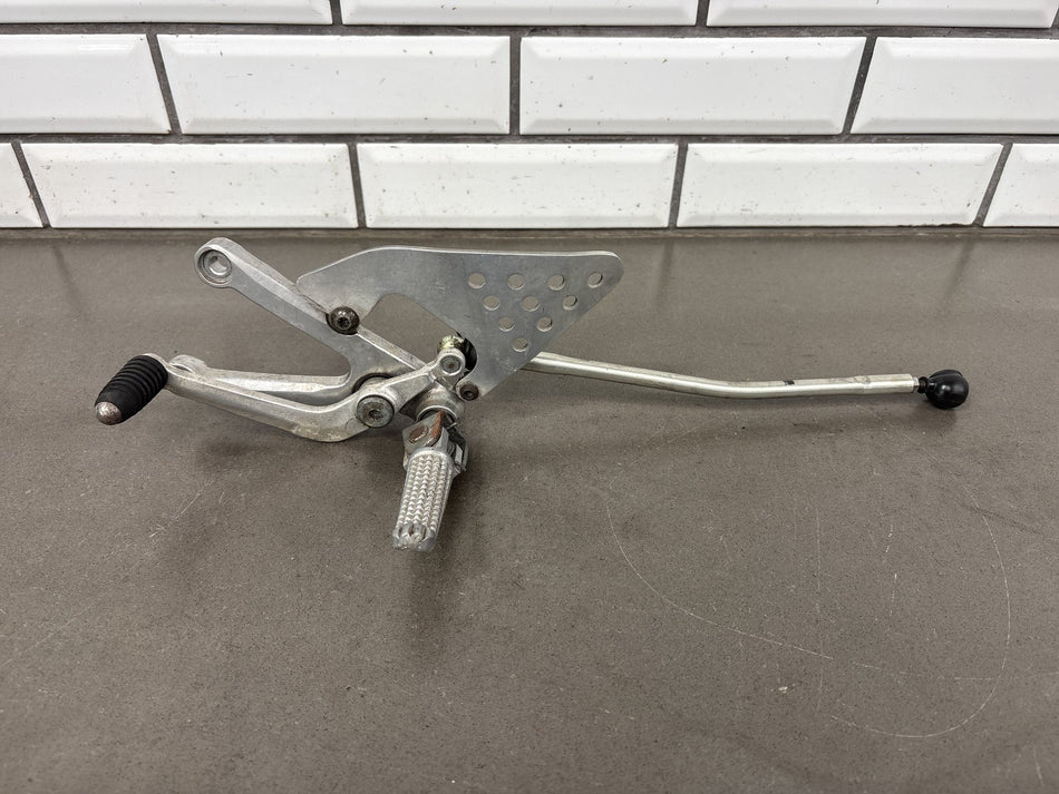 1999-2002 Yamaha YZF-R6 Left Rearset Foot Peg Bracket Shift Lever Rod OEM