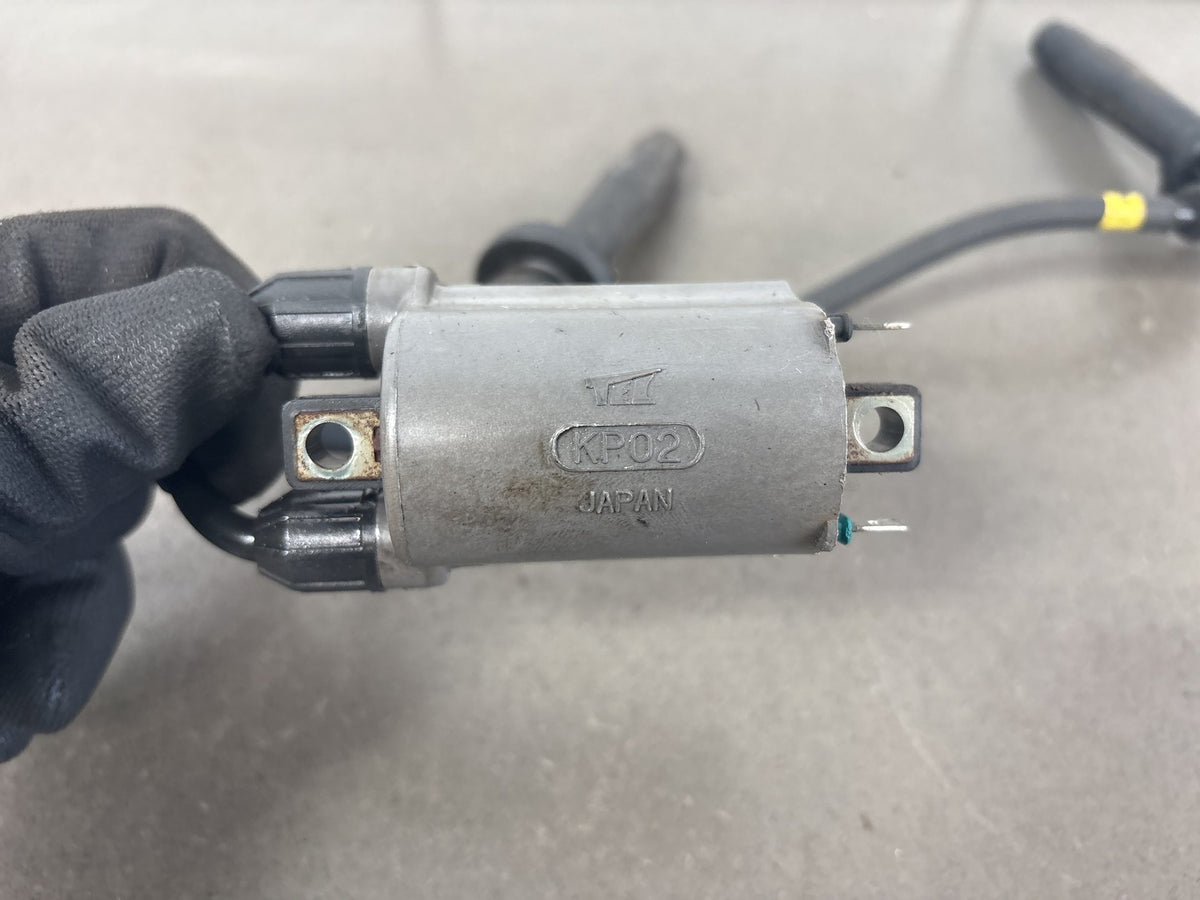 1990-1993 Kawasaki Ninja ZX-11 ZX1100C Ignition Coil Set OEM 21121-1166