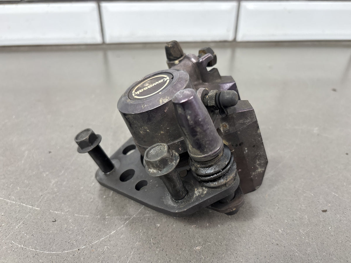 1983-1985 Kawasaki GPZ750 ZX750A Front Brake Calipers Left Right Pair OEM