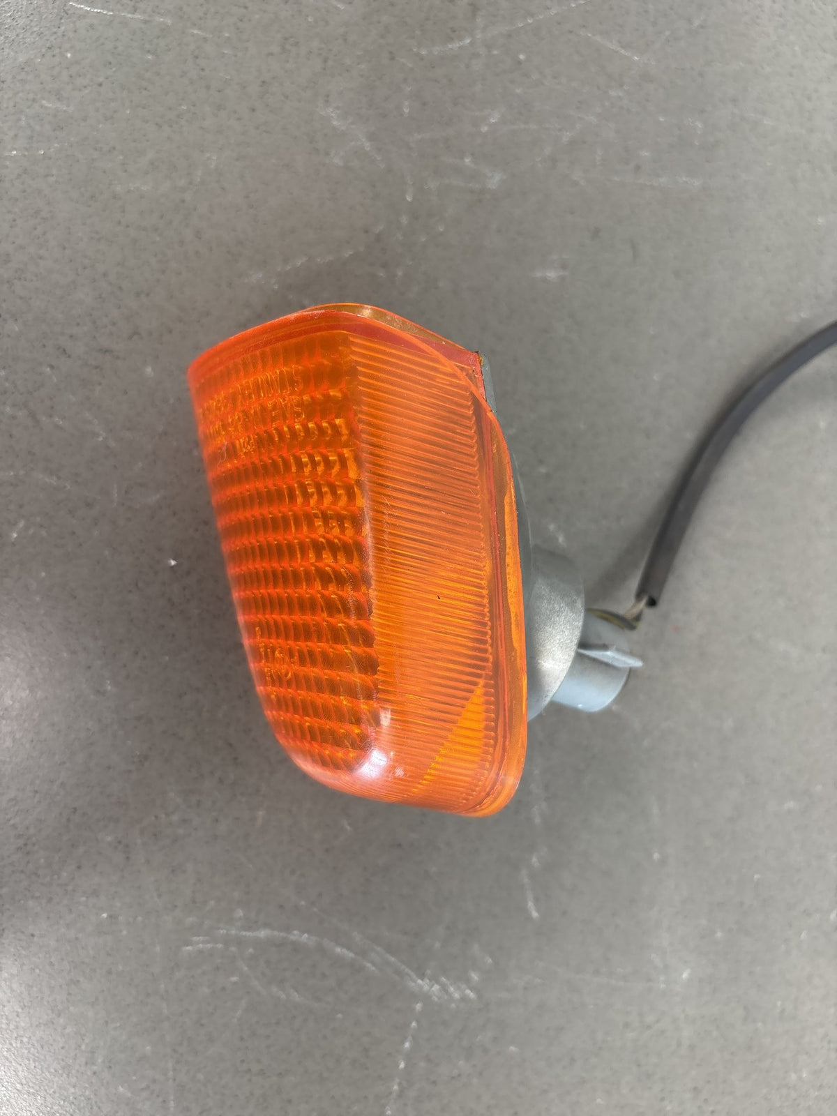 1990-1993 Kawasaki ZX-11 ZX1100C Rear Turn Signal Pair LH RH OEM 23040-1210