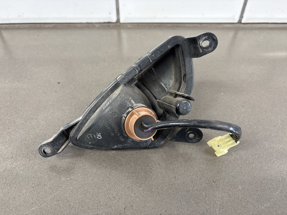2006-2011 Yamaha FJR1300 Front Turn Signals Pair Left Right OEM 3P6-83310-00-00