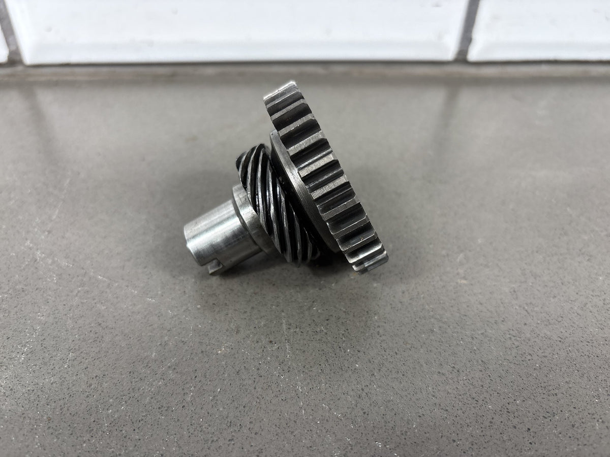 1975 Suzuki RV125 Kickstart Gear with Shaft Spring OEM